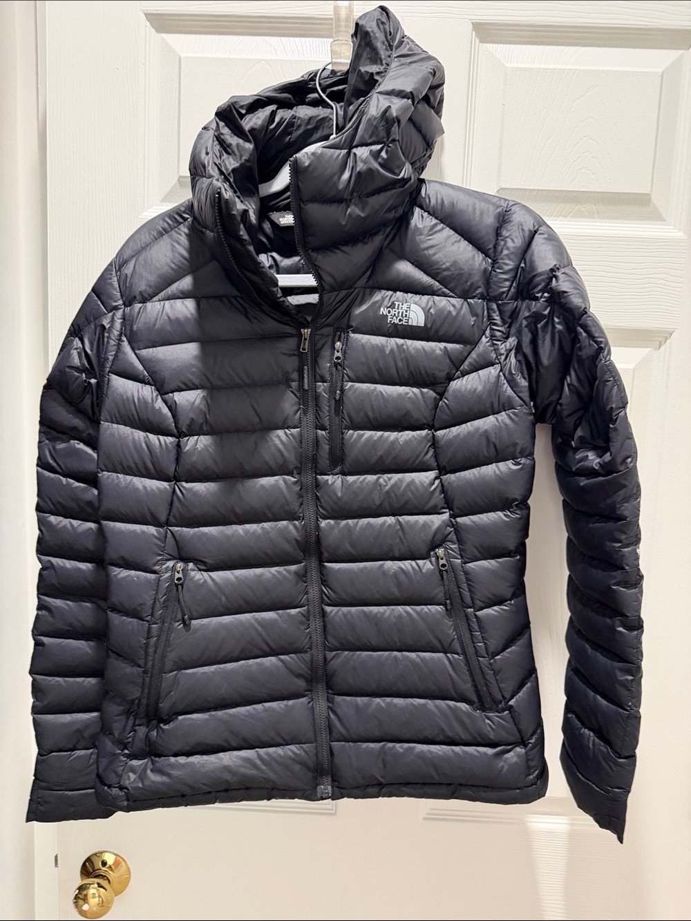 The North Face Black womans Lightweight Puffy Down Jacket